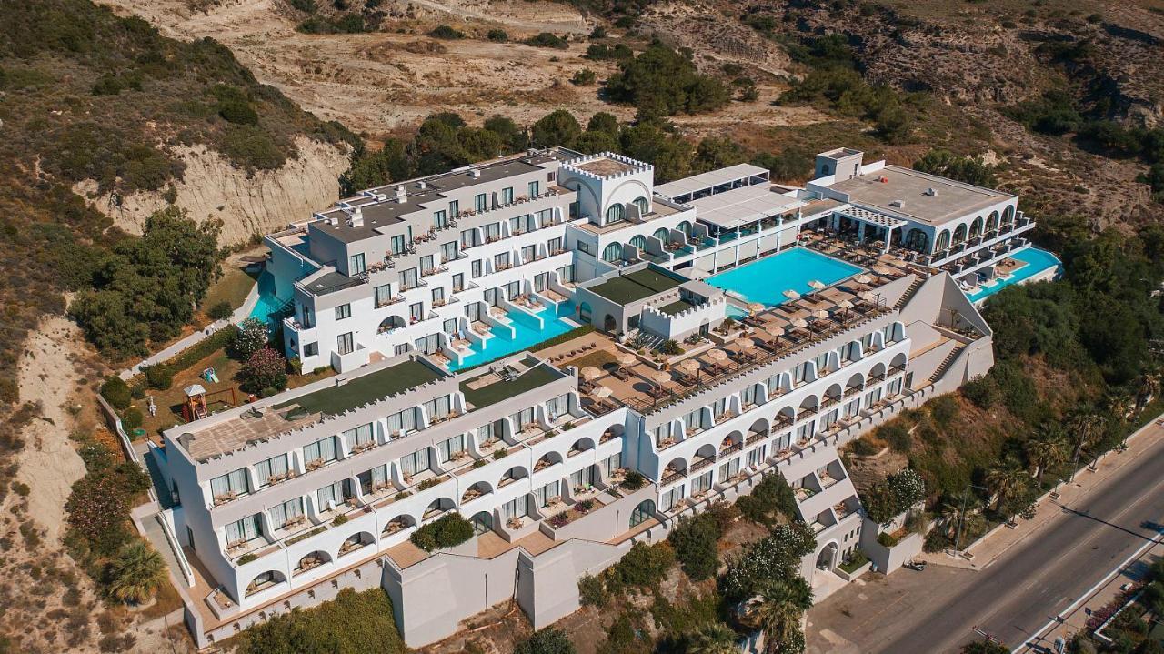 פליראקי Calypso Palace מראה חיצוני תמונה
