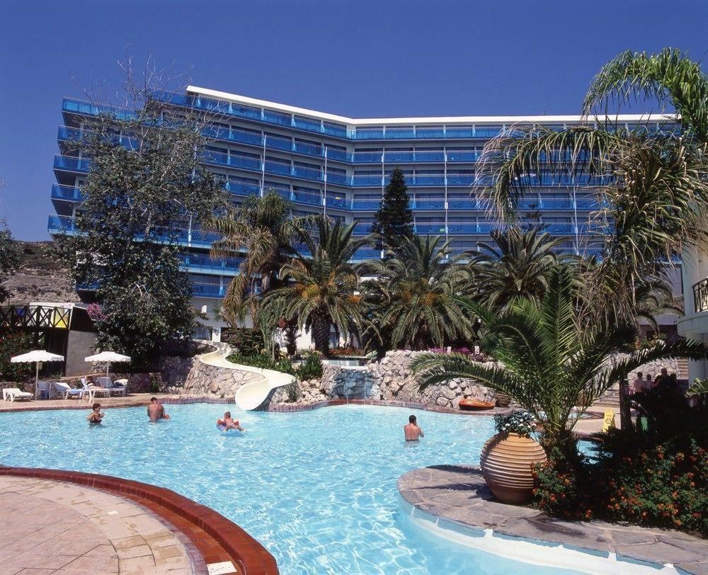 פליראקי Calypso Palace מראה חיצוני תמונה
