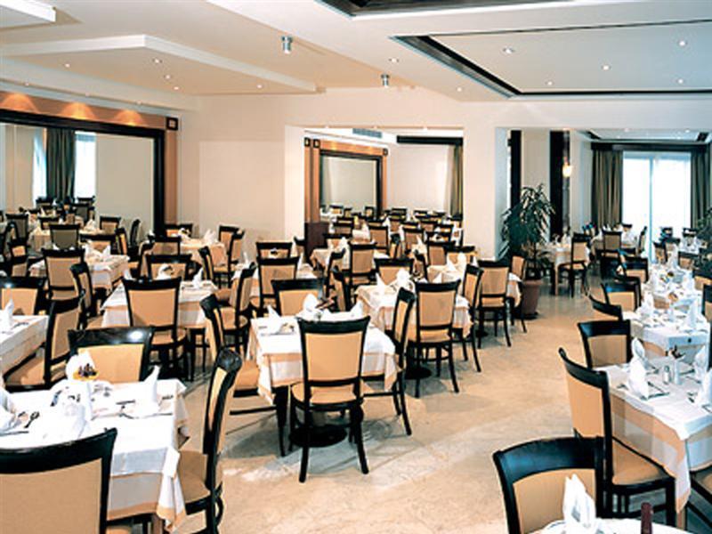 פליראקי Calypso Palace מראה חיצוני תמונה